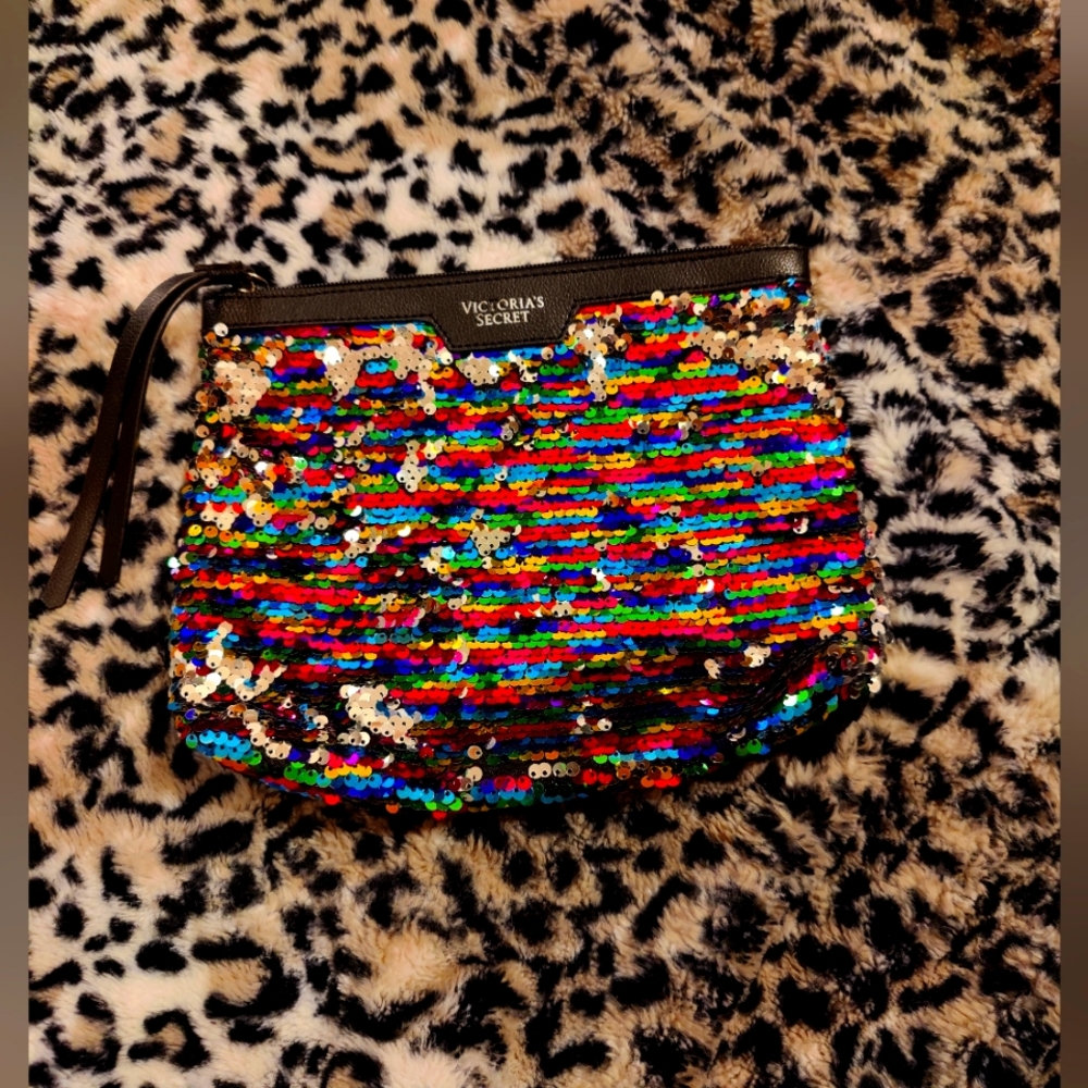 VS Mermaid sequin bag